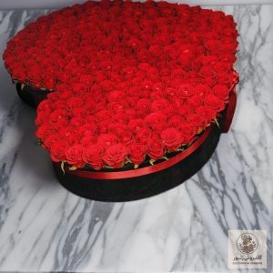 | باکس گل رز قرمز ۳۰۰ شاخه ای طرح قلب مشکی | ارسال فوری ارومیه – گل فروشی آنلاین ارومیه | | کد: ZNB-TRB-97DB0C8A82AC4781AC4B3A27C0E025DB | کد: ZNB-TRB-97DB0C8A82AC4781AC4B3A27C0E025DB