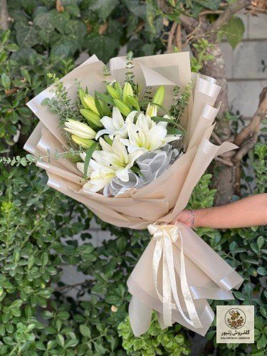 دسته گل لیلیوم 5221