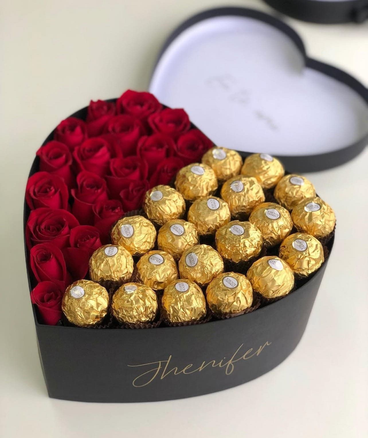 جعبه گل و شکلات | کد: ZNB-14O6